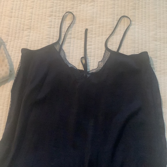 Aerie bundle  of 3 silky tanks - Picture 6 of 12